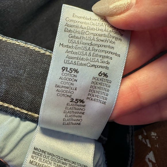 MOTHER Dropout ‘No Play’ Jeans - Picture 7 of 10